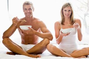 uživanje hrane za povečanje moči